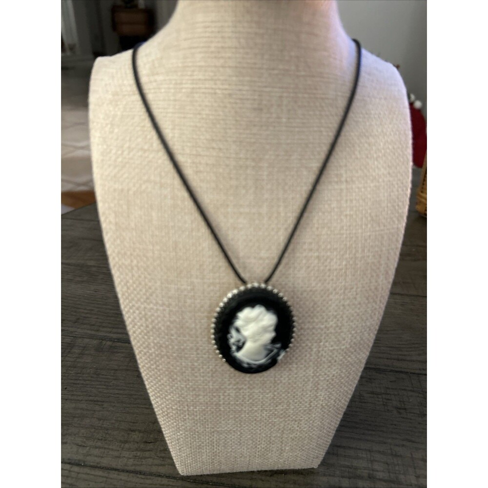 Black Enamel Cameo Necklace On 18 Inch Leather Chain